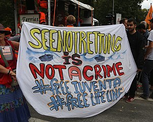 „Seebrückler“ bei einer Demonstration am 25. August 2018 in München