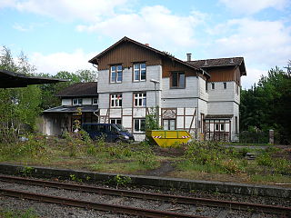 Der Bahnhof Wuppertal-Loh im Mai 2007