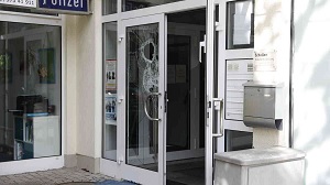 Attackierte Polizei-Bezirksdienststelle Cronenberg